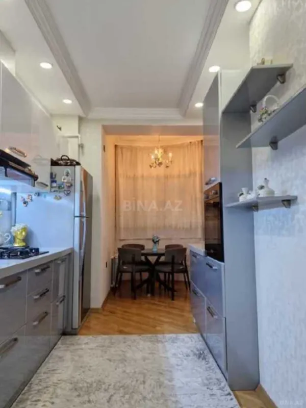 Satılır 3 otaqlı mənzil 111 m²