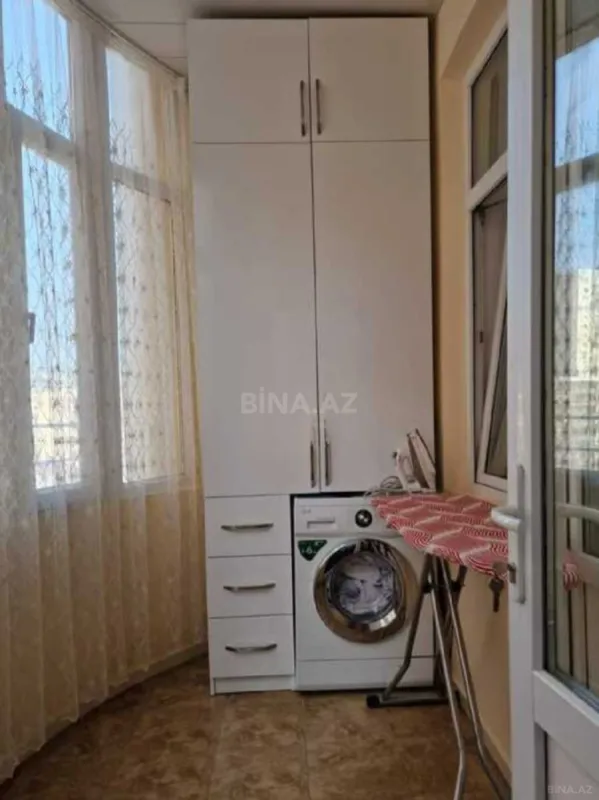 Satılır 3 otaqlı mənzil 111 m²