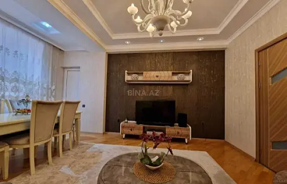 Satılır 3 otaqlı mənzil 111 m² — Bakı, İnşaatçılar 3 otaq 111.00 m²