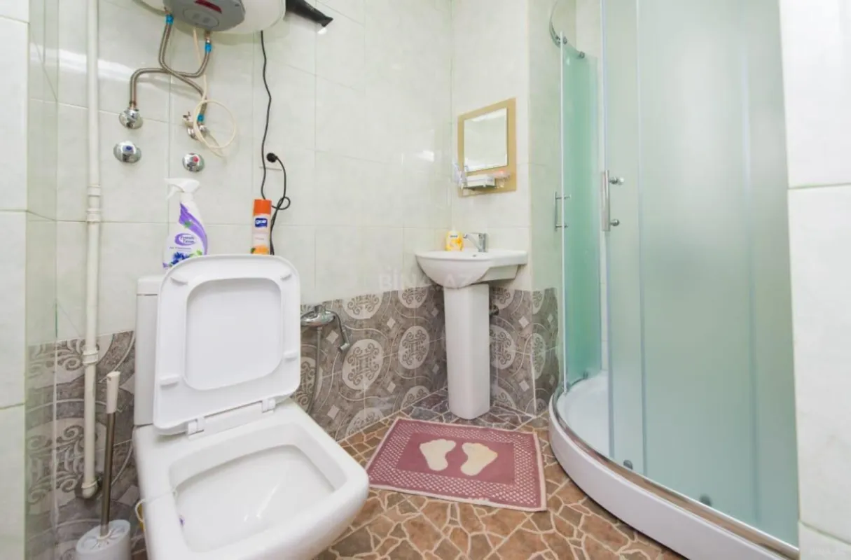 Kirayə verilir 2 otaqlı mənzil 55 m²