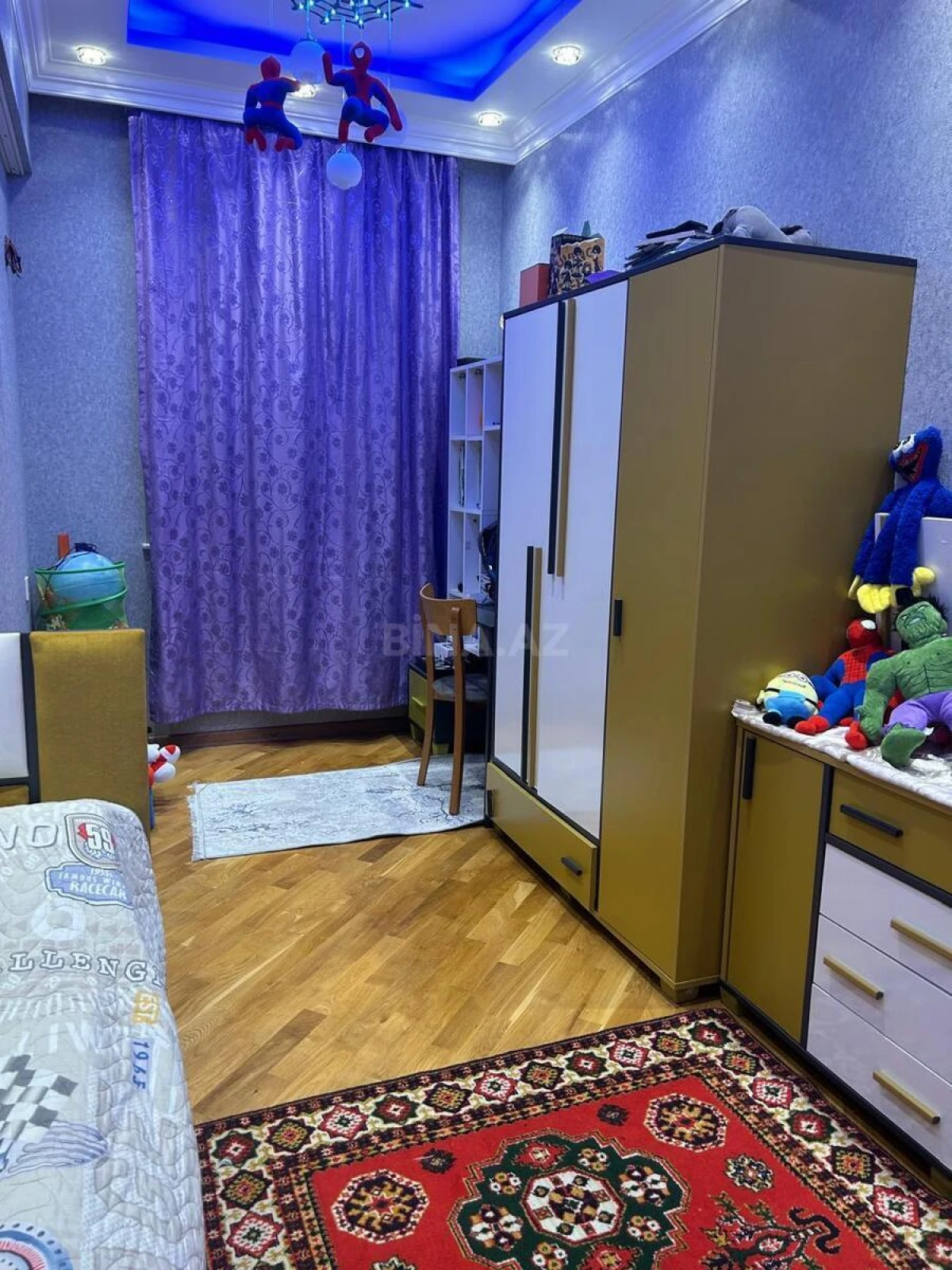 Satılır 3 otaqlı mənzil 110 m²