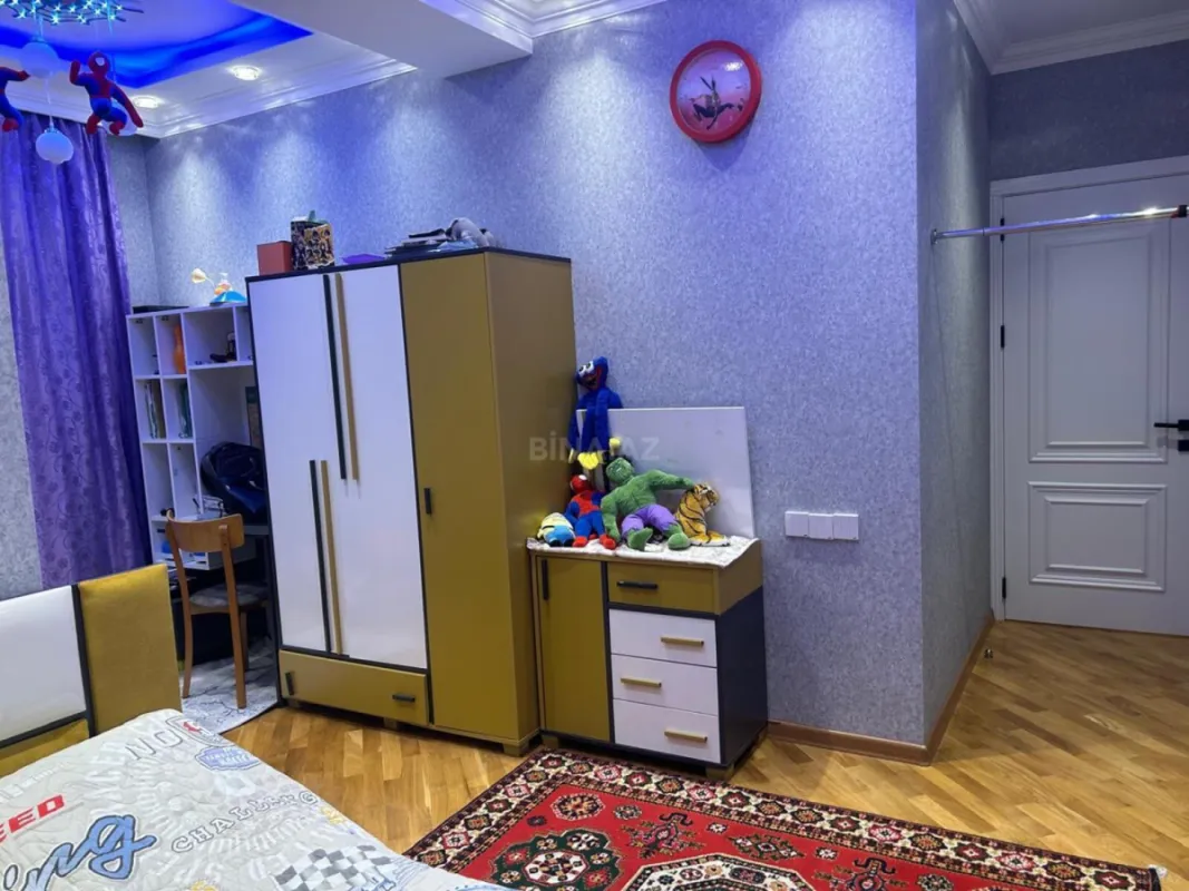 Satılır 3 otaqlı mənzil 110 m²