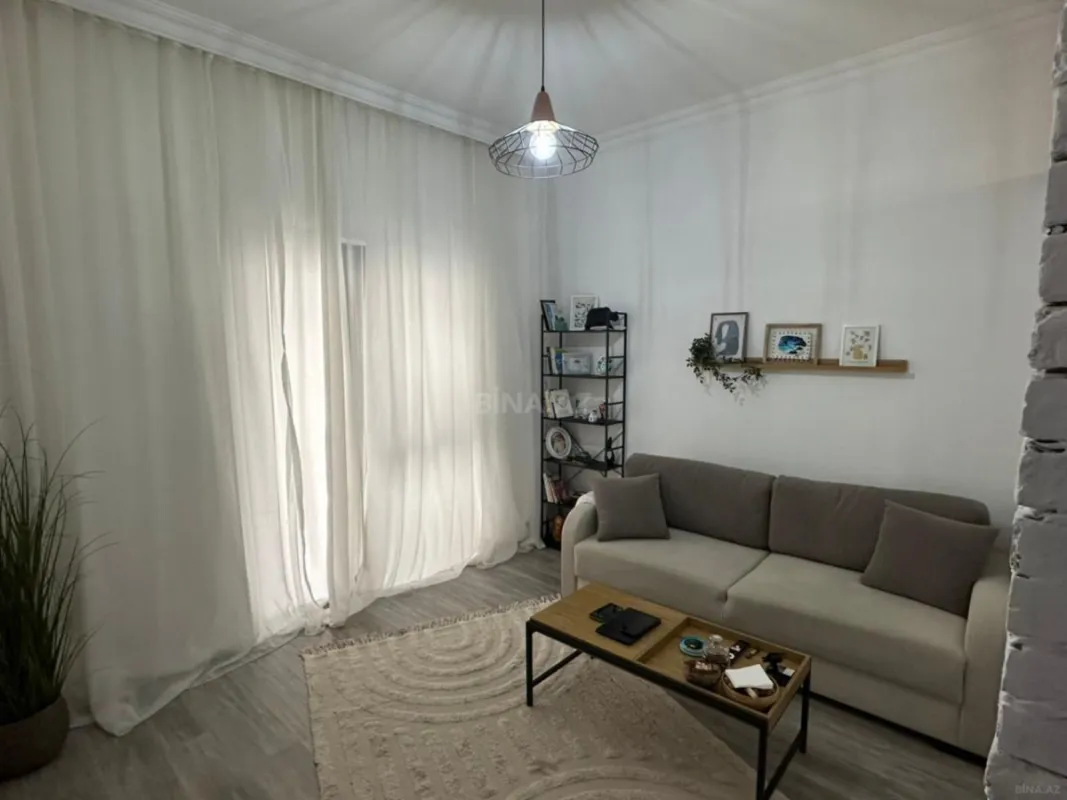 Satılır 2 otaqlı mənzil 44 m²