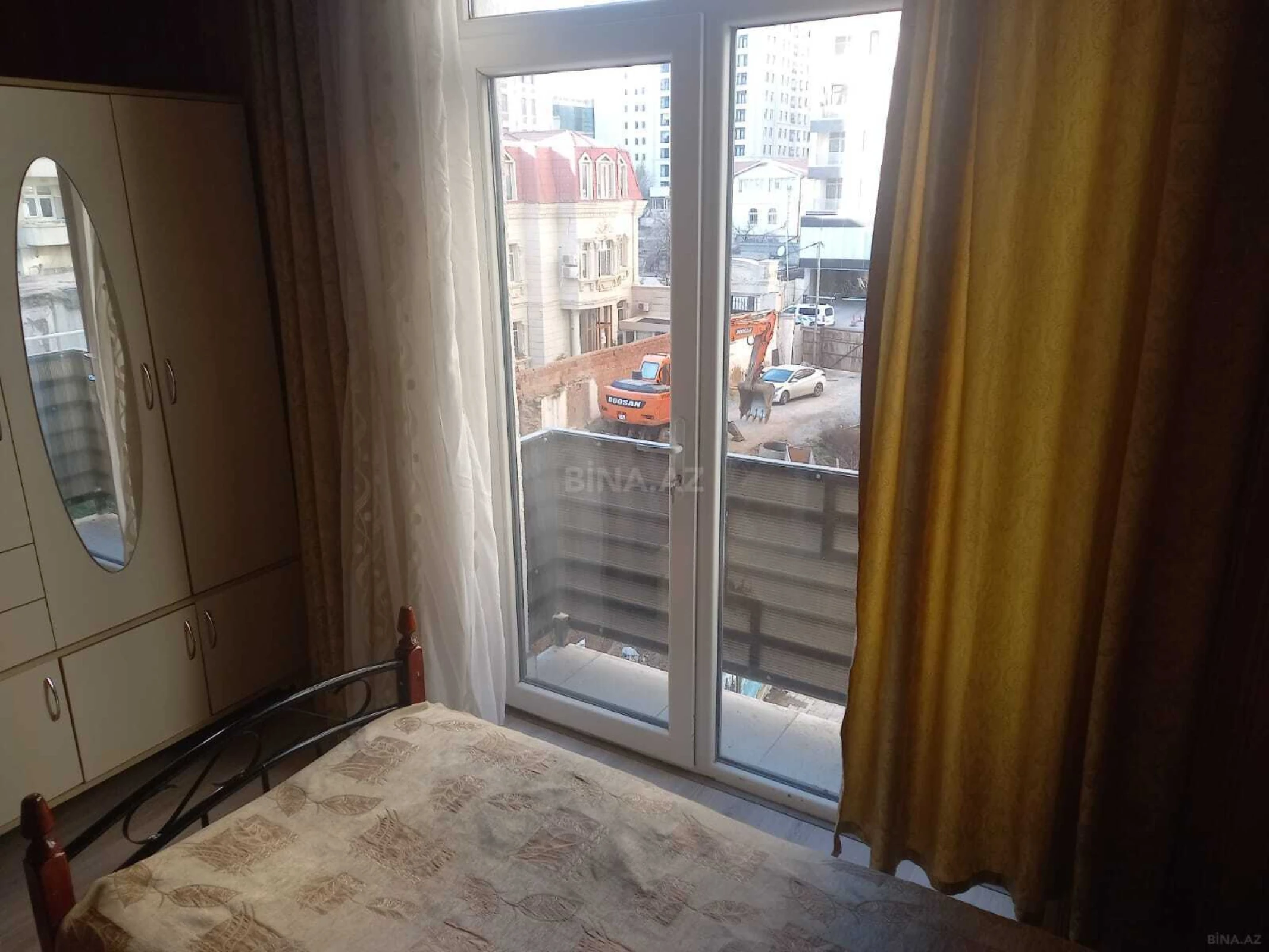 Satılır 3 otaqlı mənzil 78 m²