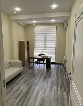 Kirayə verilir 2 otaqlı ofis 45 m²