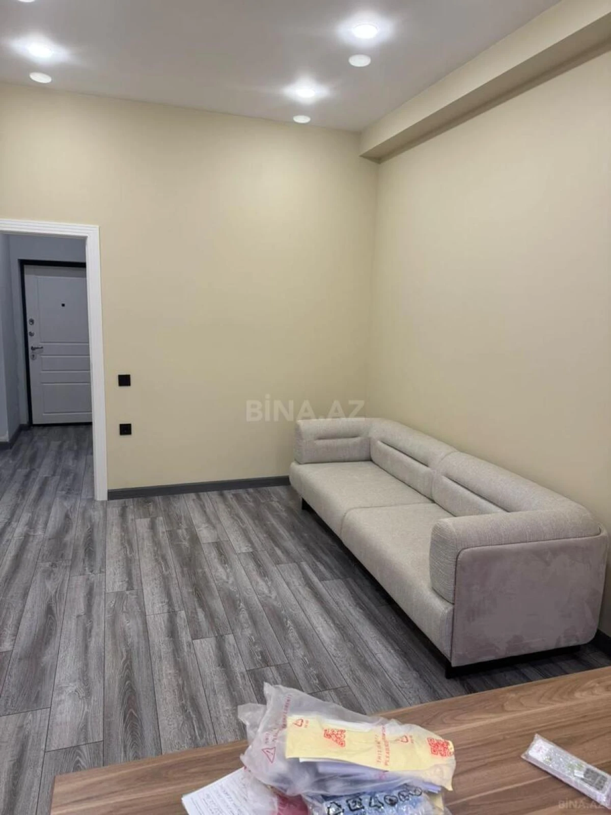 Kirayə verilir 2 otaqlı ofis 45 m²