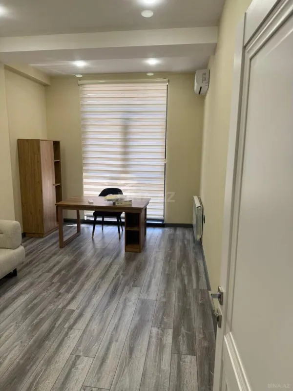Kirayə verilir 2 otaqlı ofis 45 m²