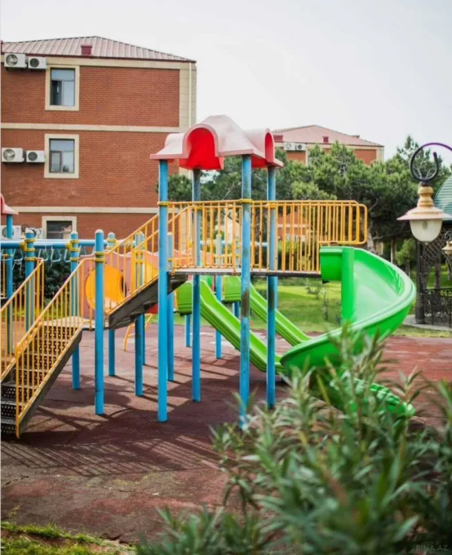 Kirayə verilir 3 otaqlı mənzil 125 m²