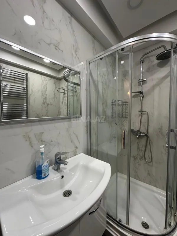 Kirayə verilir 3 otaqlı mənzil 125 m²