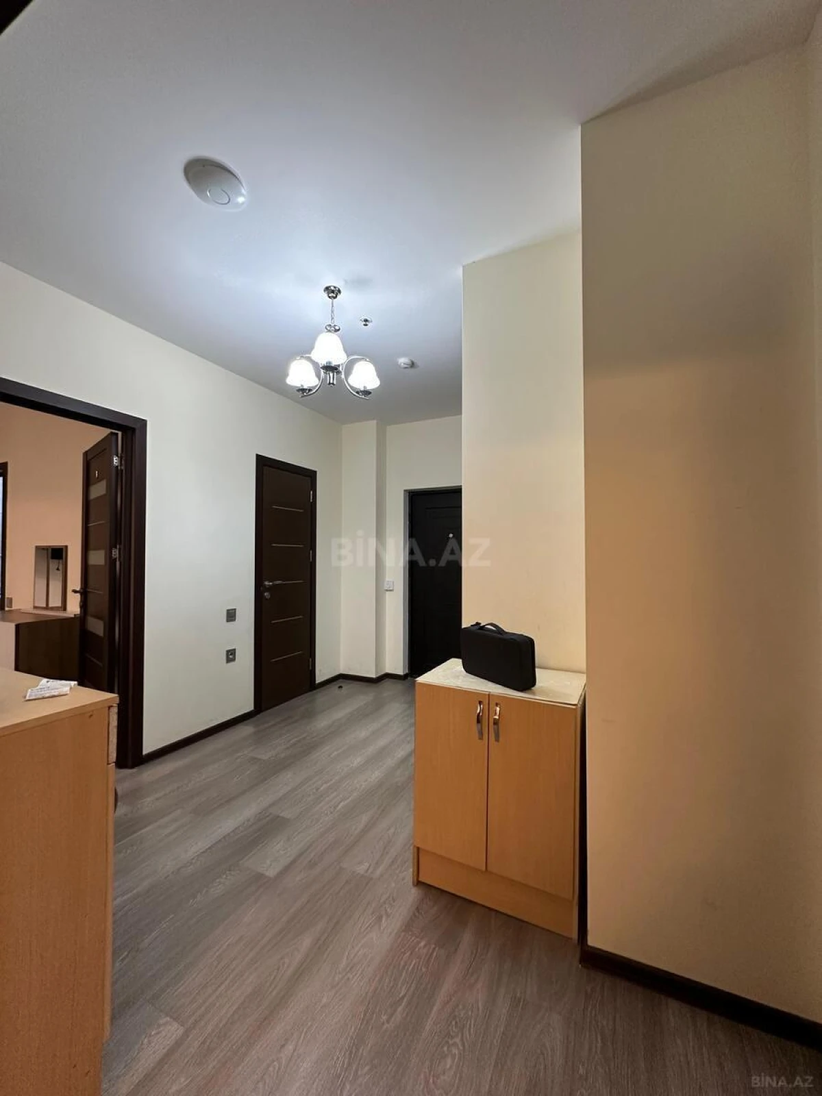 Kirayə verilir 3 otaqlı mənzil 125 m²