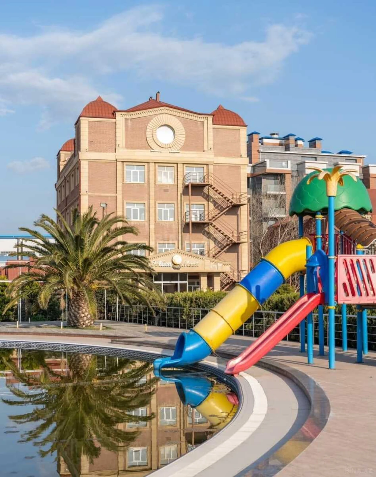 Kirayə verilir 3 otaqlı mənzil 125 m²