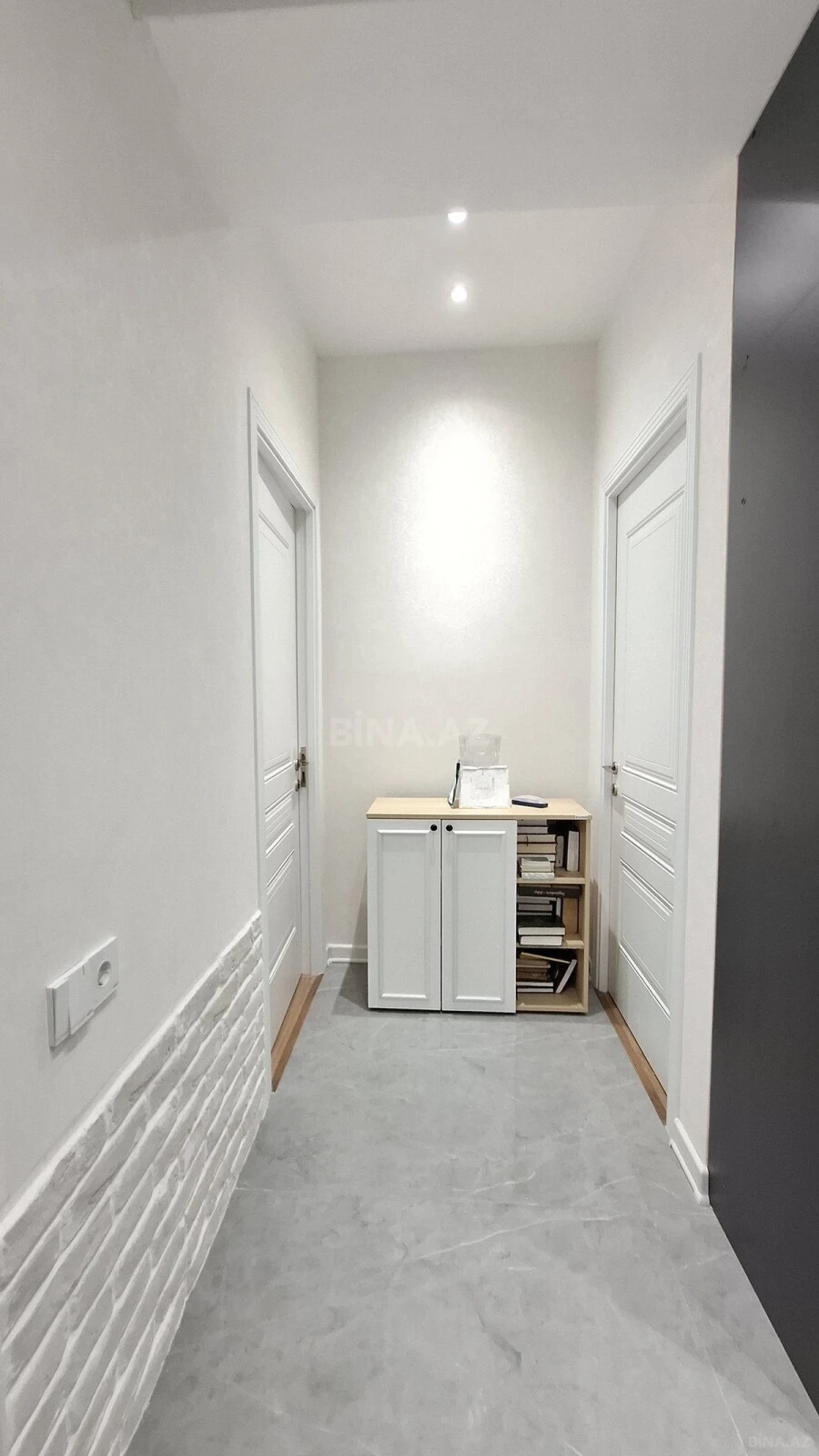 Satılır 2 otaqlı mənzil 60 m²