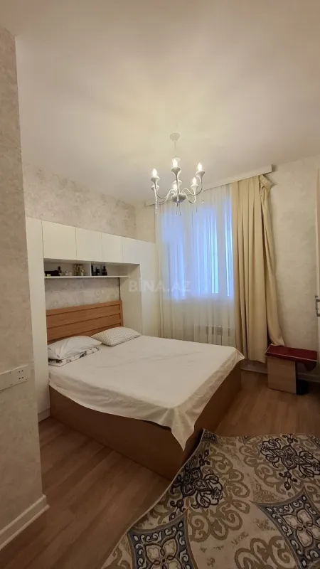 Satılır 2 otaqlı mənzil 60 m²
