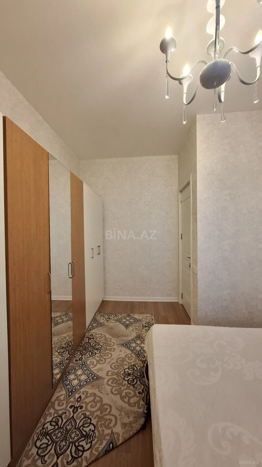 Satılır 2 otaqlı mənzil 60 m²