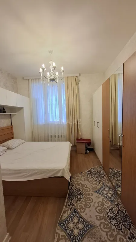 Satılır 2 otaqlı mənzil 60 m²