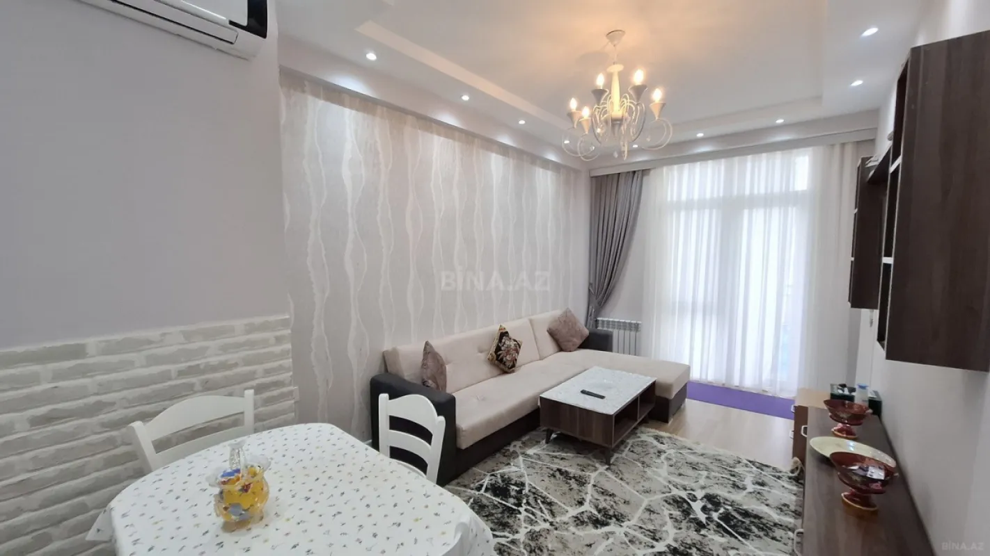 Satılır 2 otaqlı mənzil 60 m²