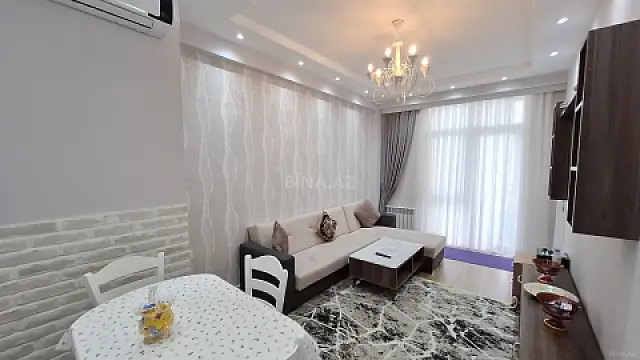 Satılır 2 otaqlı mənzil 60 m²