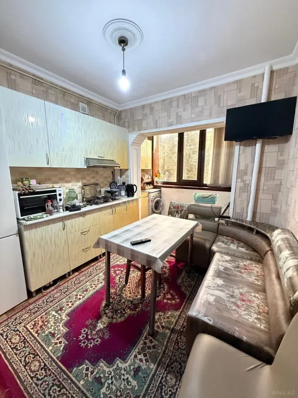 Satılır 2 otaqlı mənzil 65 m²