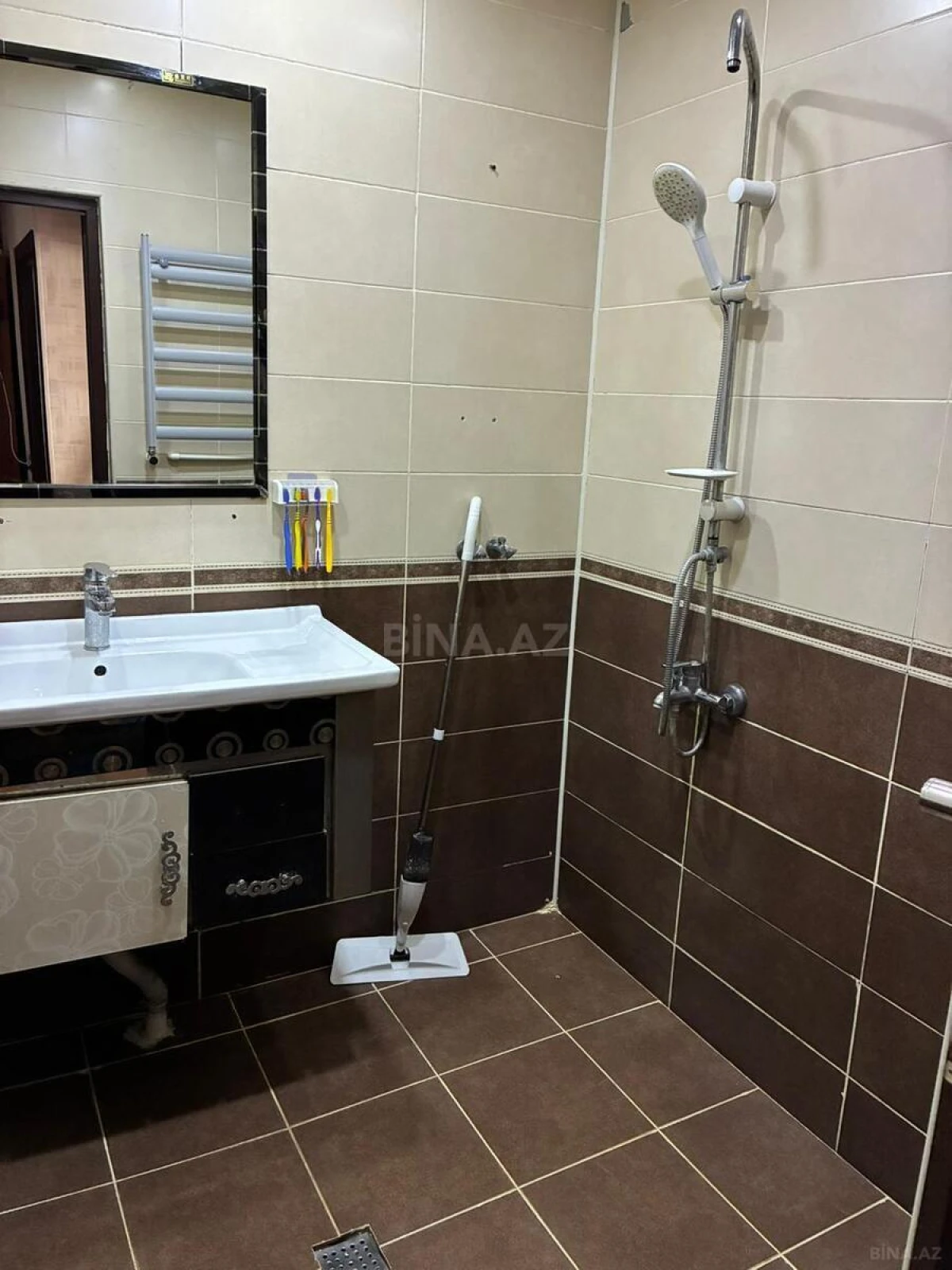 Satılır 3 otaqlı mənzil 68 m²