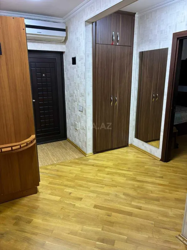 Satılır 3 otaqlı mənzil 68 m²