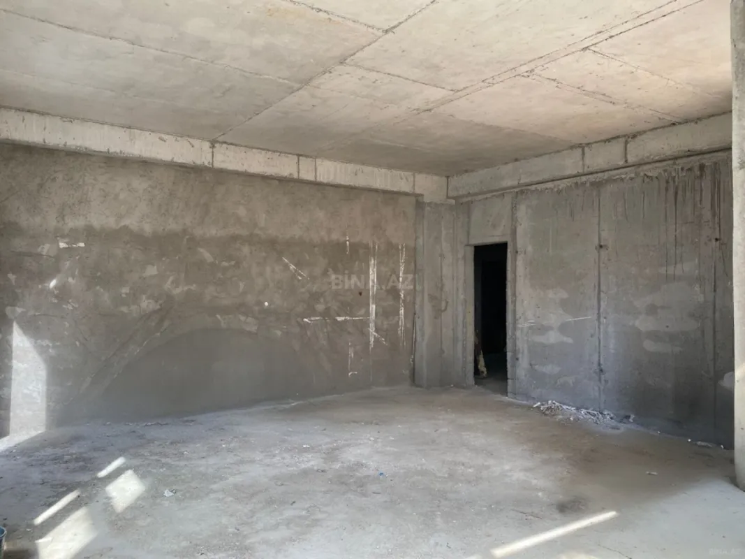 Satılır 3 otaqlı mənzil 170 m²