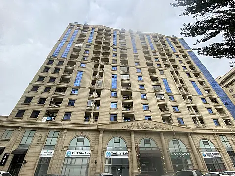 Satılır 3 otaqlı mənzil 170 m² — Bakı, Nəsimi 3 otaq 170.00 m²