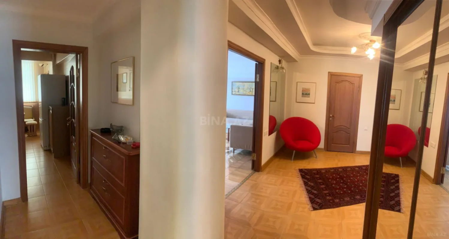 Kirayə verilir 3 otaqlı mənzil 125 m²