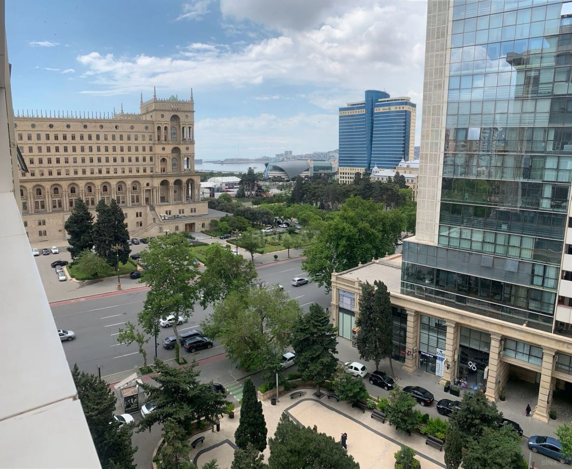 Kirayə verilir 3 otaqlı mənzil 125 m²