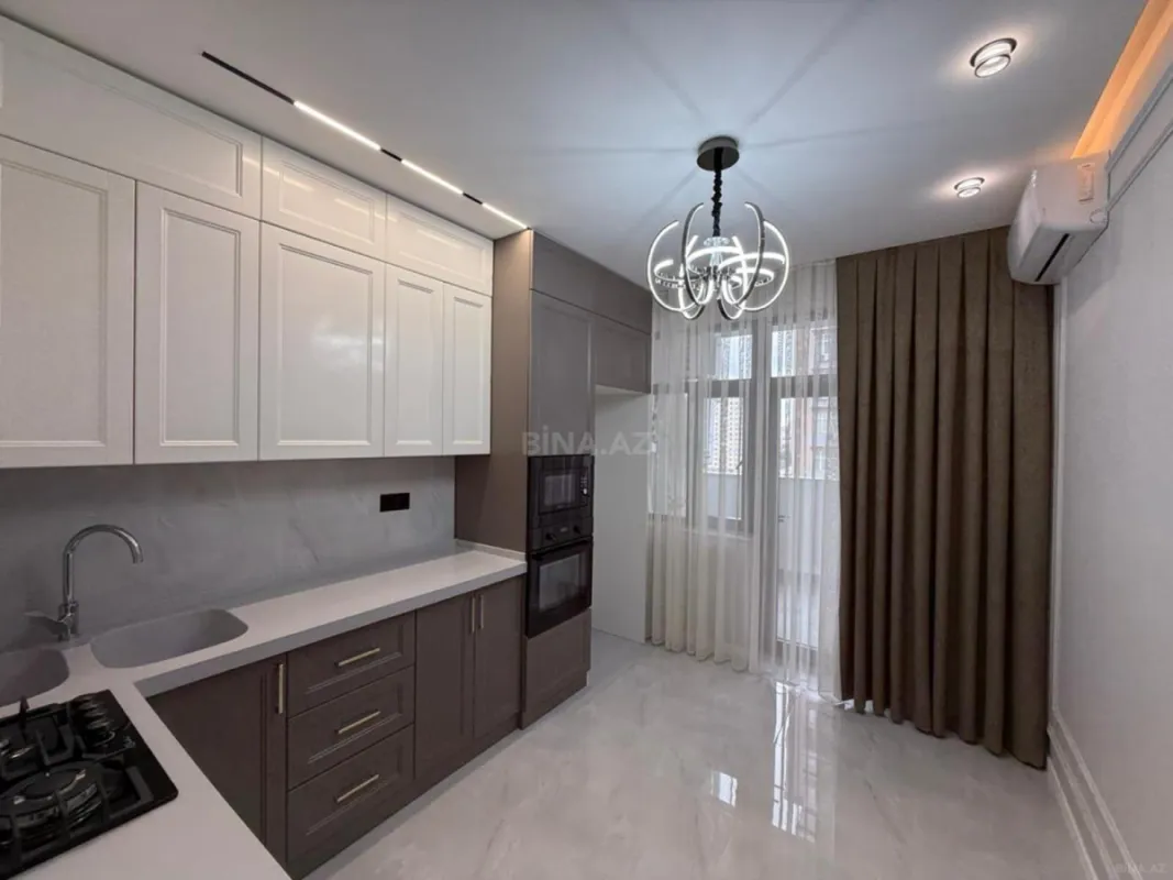 Satılır 2 otaqlı mənzil 84 m²