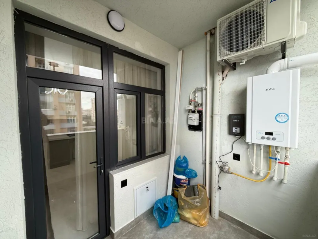 Satılır 2 otaqlı mənzil 84 m²