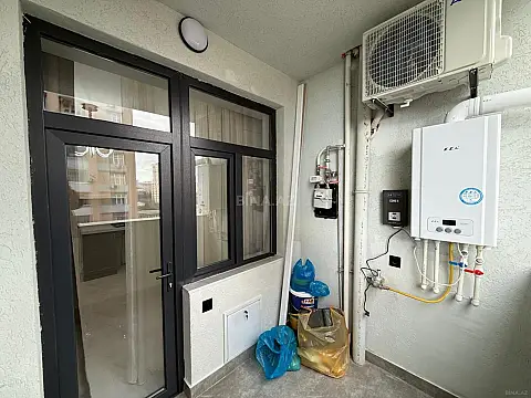 Satılır 2 otaqlı mənzil 84 m²