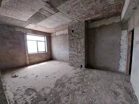 Satılır 3 otaqlı mənzil 154 m²