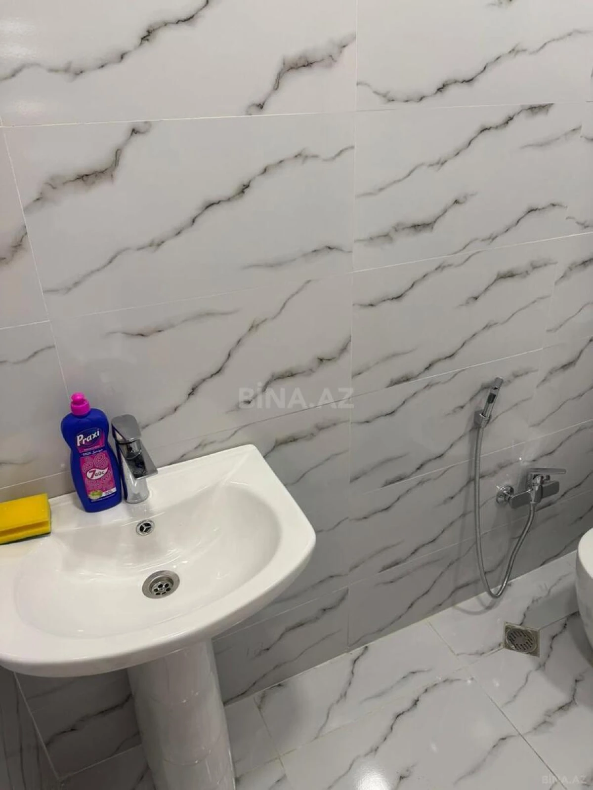 Kirayə verilir 1 otaqlı ofis 20 m²