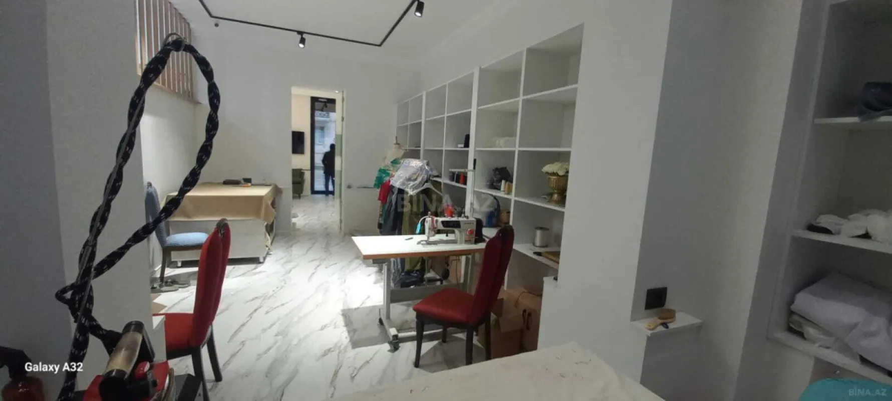 Kirayə verilir obyekt 70 m²