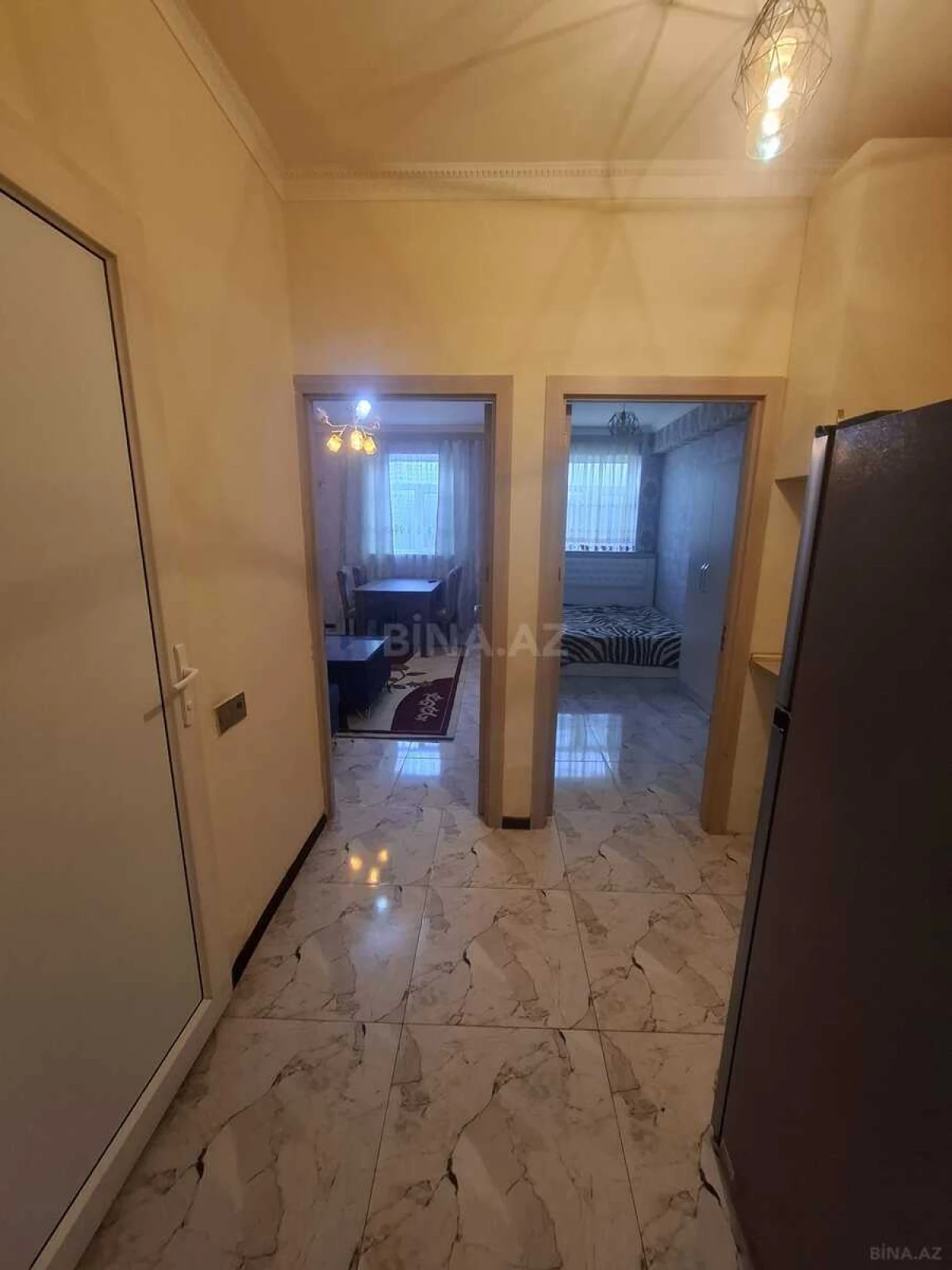 Kirayə verilir 2 otaqlı mənzil 50 m²