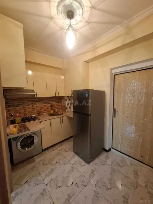 Kirayə verilir 2 otaqlı mənzil 50 m²