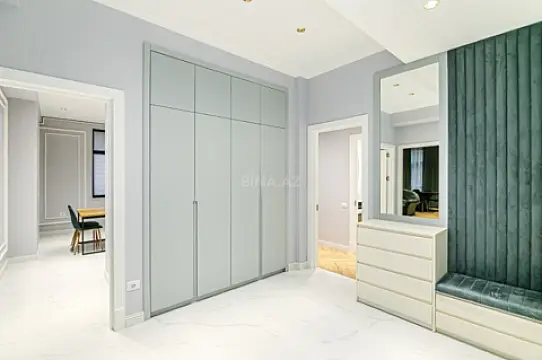 Kirayə verilir 3 otaqlı mənzil 140 m² — Bakı 3 otaq 140.00 m²