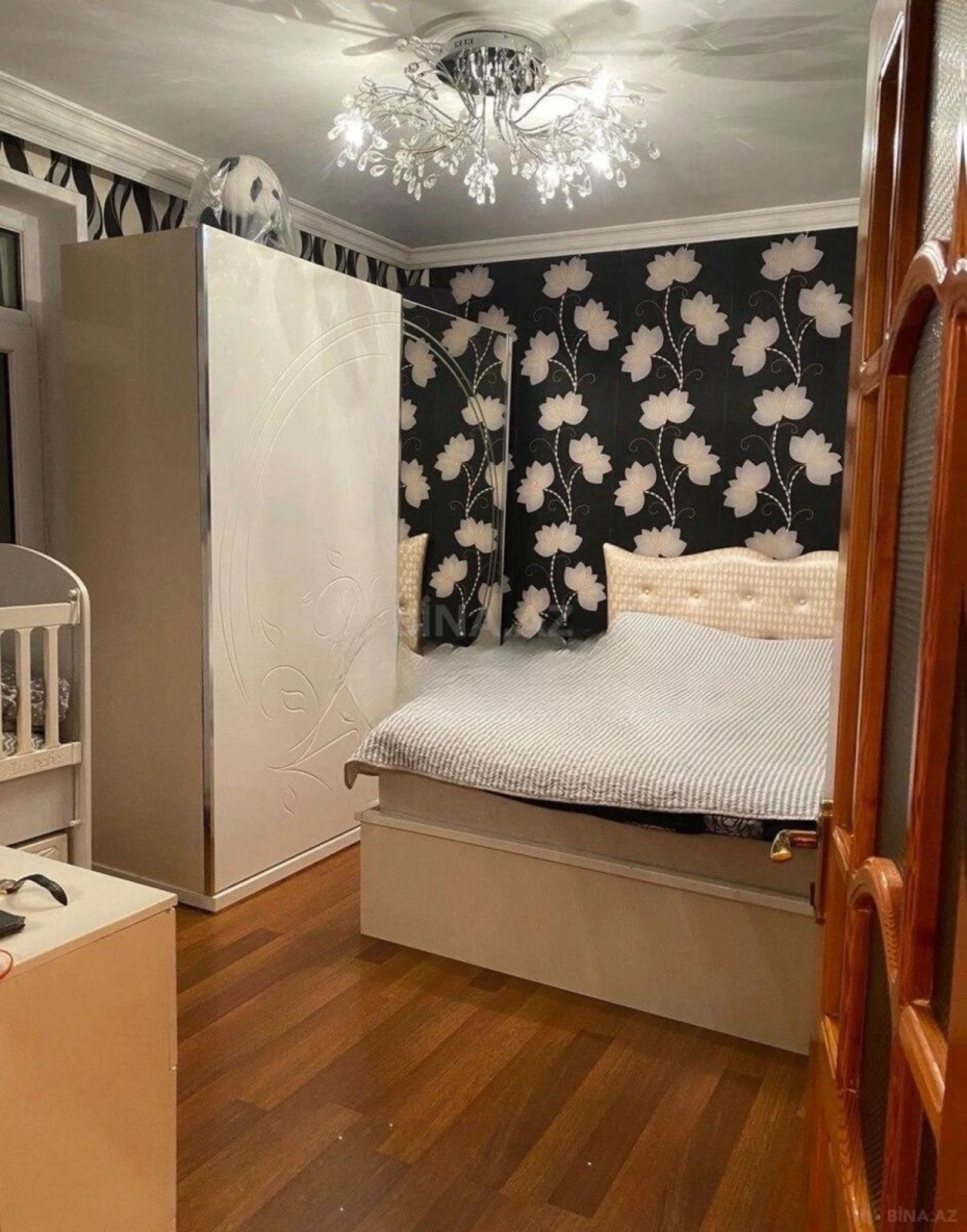 Satılır 2 otaqlı mənzil 60 m²