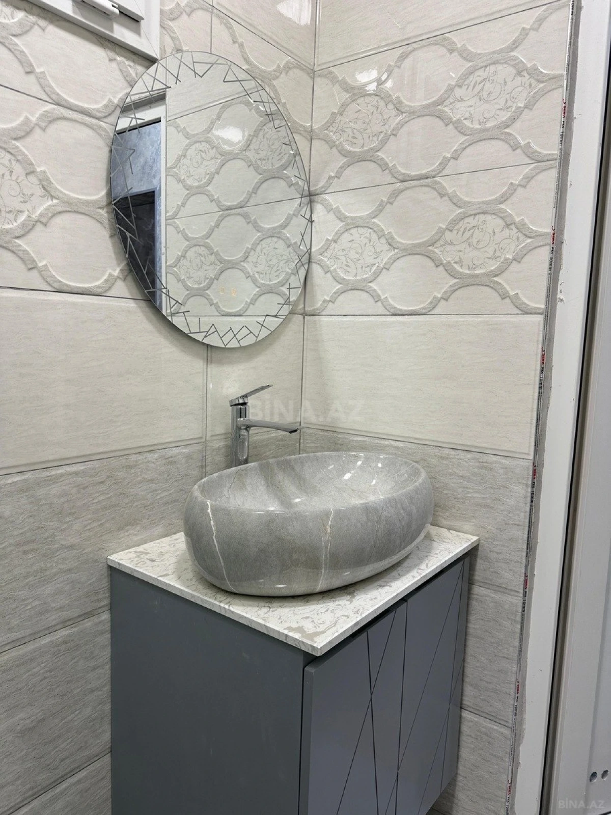 Satılır 2 otaqlı mənzil 65 m²