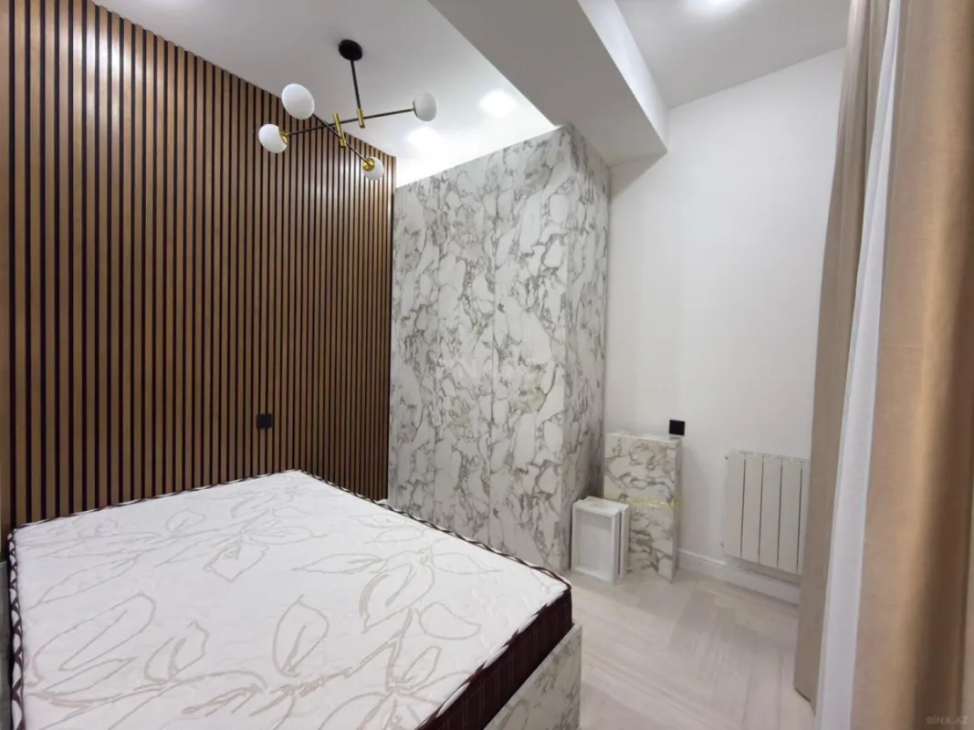 Satılır 3 otaqlı mənzil 118 m²