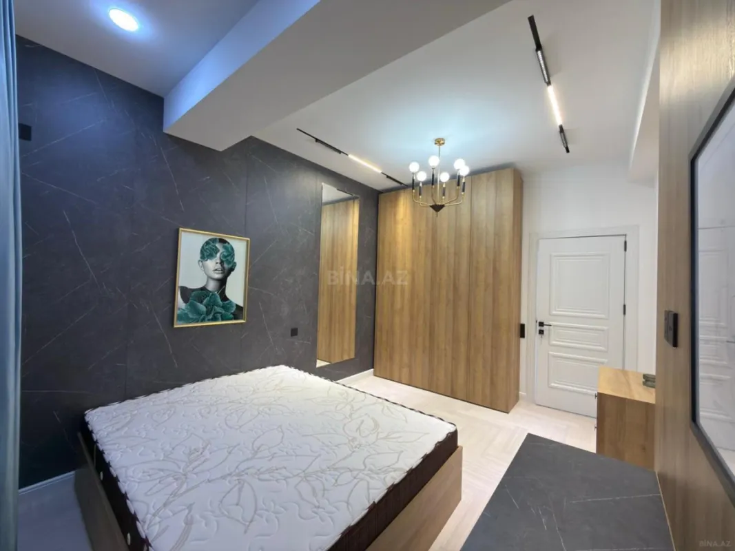 Satılır 3 otaqlı mənzil 118 m²