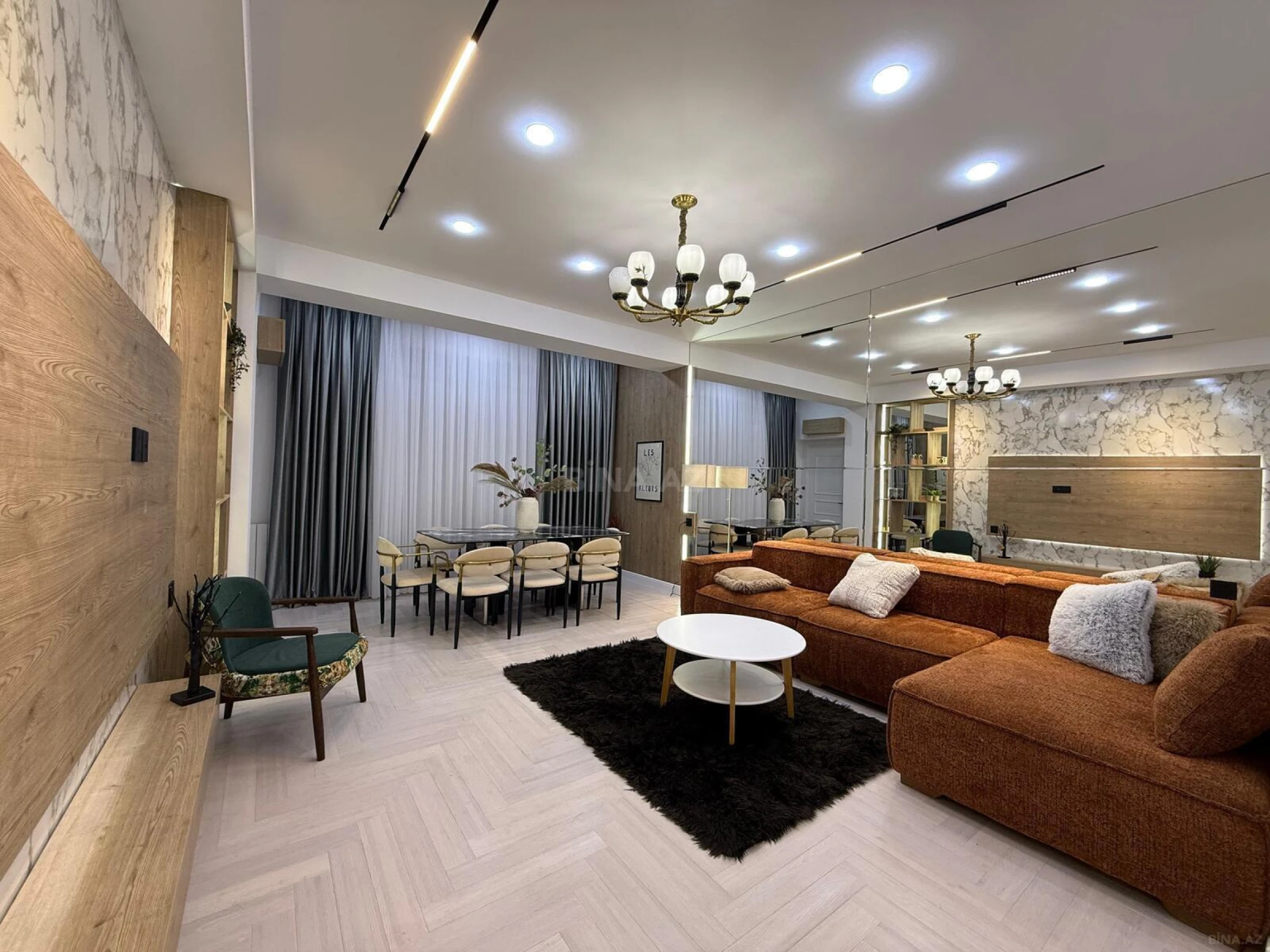 Satılır 3 otaqlı mənzil 118 m²