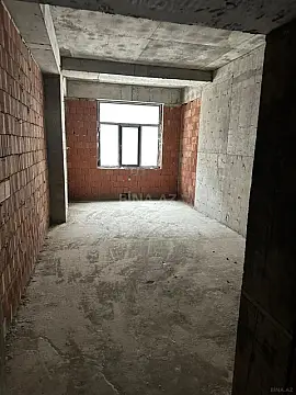 Satılır 5 otaqlı mənzil 296 m²