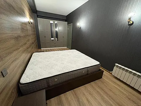Kirayə verilir 3 otaqlı mənzil 120 m²