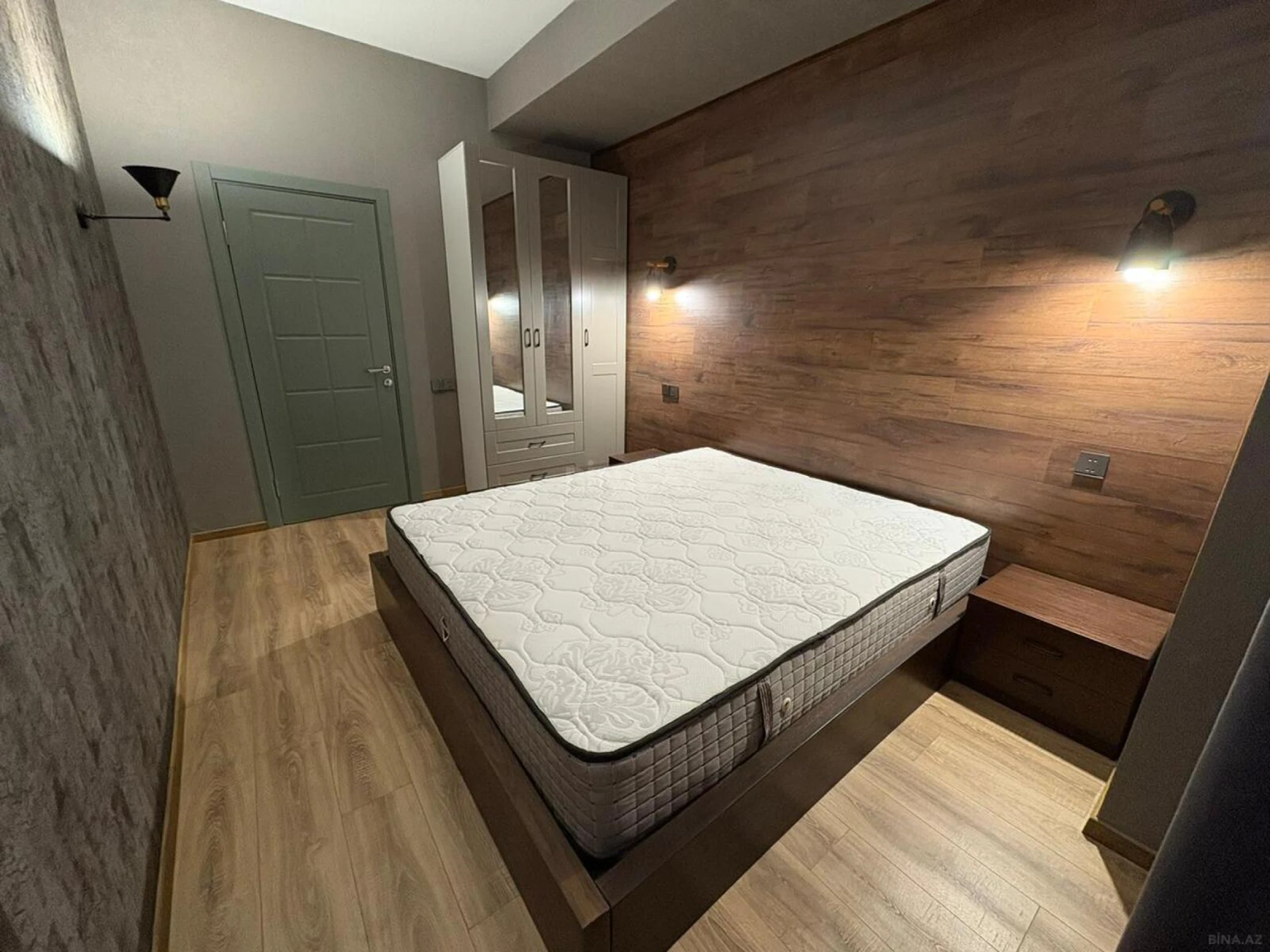 Kirayə verilir 3 otaqlı mənzil 120 m²