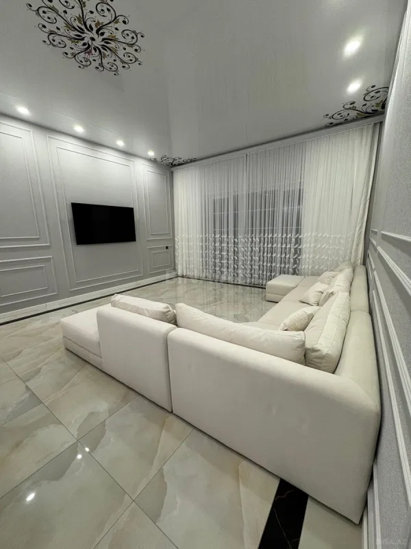 Kirayə verilir 4 otaqlı həyət evi 200 m²