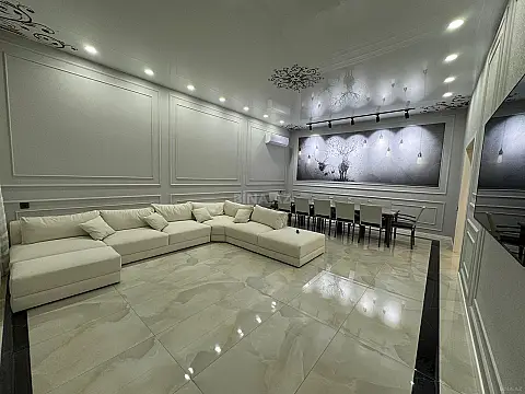 Kirayə verilir 4 otaqlı həyət evi 200 m²