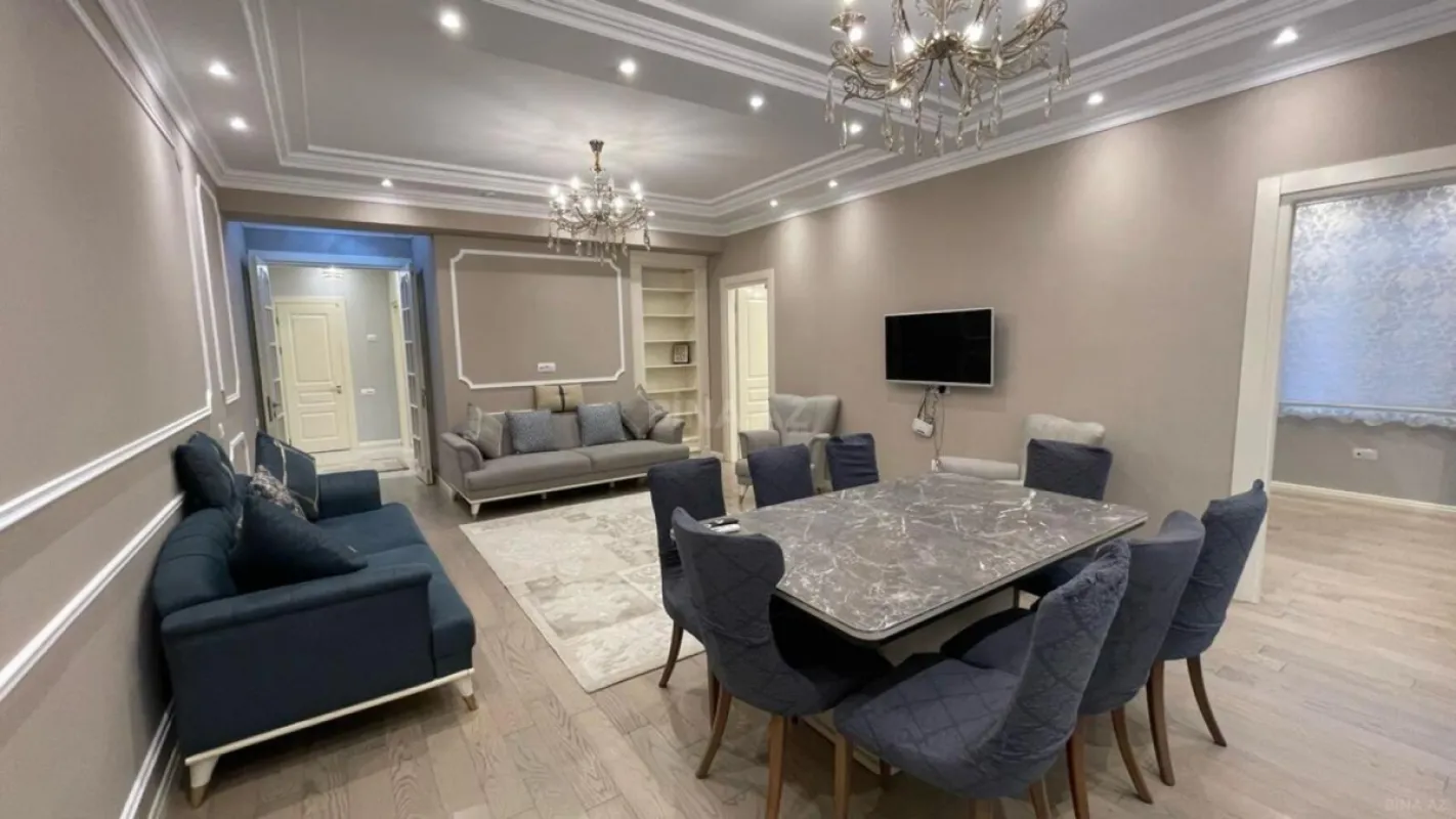 Satılır 3 otaqlı mənzil 140 m²