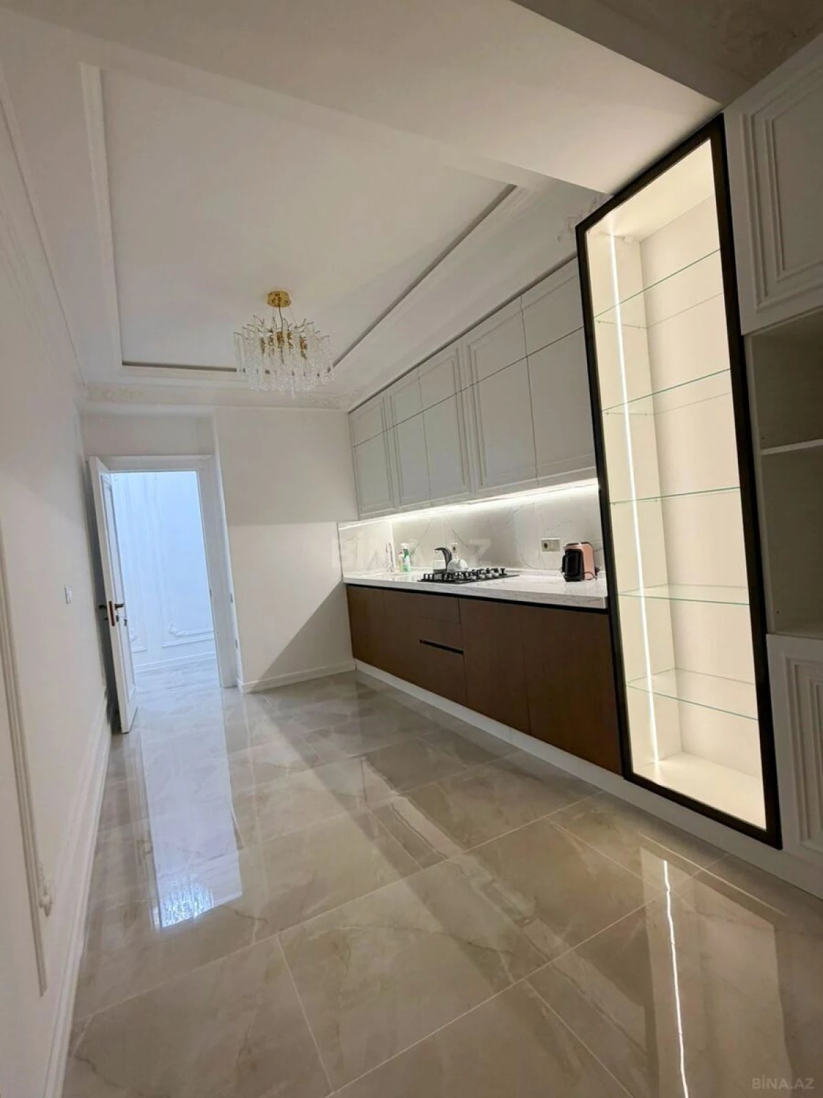 Satılır 3 otaqlı mənzil 120 m²