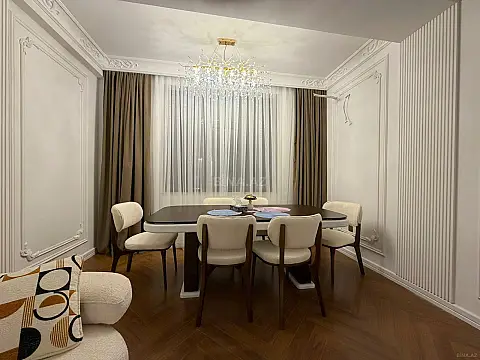 Satılır 3 otaqlı mənzil 120 m²